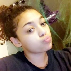 Meet your Posher, Savannah